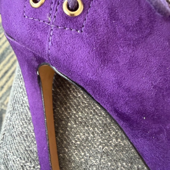 EUC Thalia Sodi Womens Ohlivia Lace Up Faux Suede Ankle Booties In PLUM Size 7.5 - Picture 3 of 15